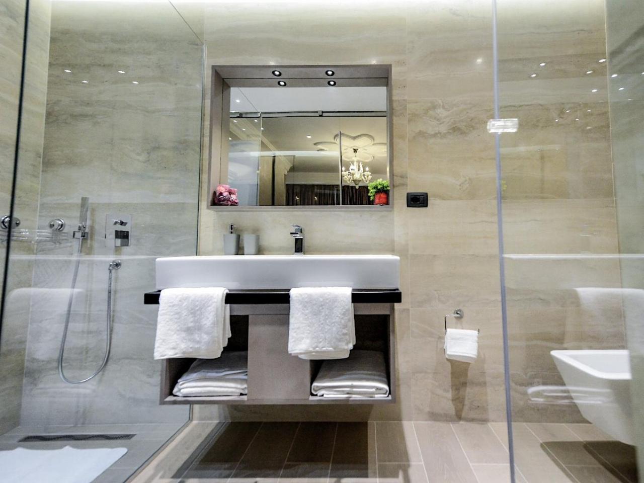 Hotel Vila Tirana Pokoj fotografie